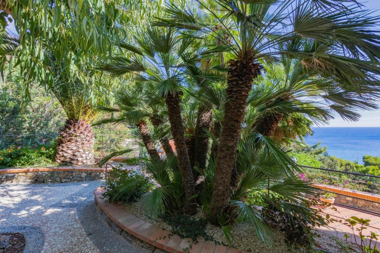 La Sterlizia Di Santa Croce Resort Alassio